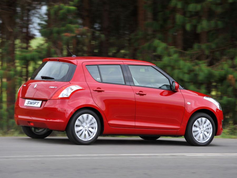 Suzuki Swift 5-Door 2010 года  (ZA) (фото 4 из 30)